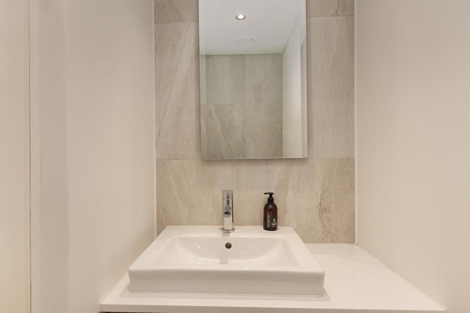 The Cosmo Luxury Suites By Totalstay Kapstaden Exteriör bild